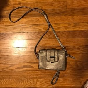 Silver crossbody bag with removable strap